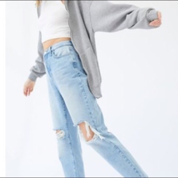 BDG Slim Boyfriend Distressed Denim Jeans - Picture 1 of 11
